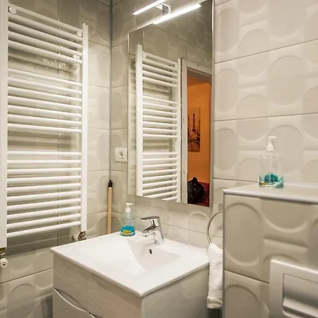Apartamento Criss Lotus